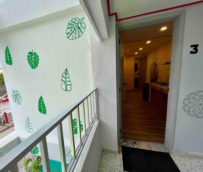 Apartamento Unique With Balcony Near Old Town