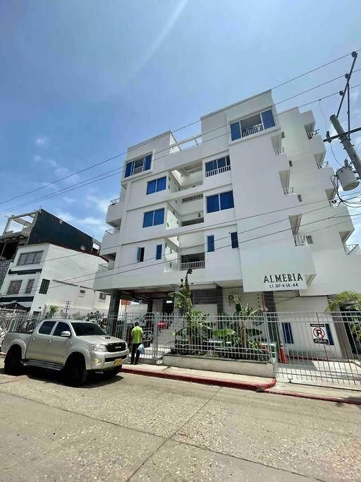 Apartamento Unique With Balcony Near Old Town *